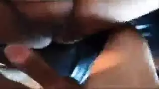 جارة مثيرة: مشهد مص قضيب عميق