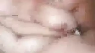 امرأة سمينة، جيني ترصيع يستمناء مثل الجنون، في حين أن الرجل الذي تريد اللعنة يشاهدها