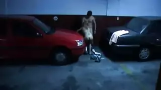 جلسة نيك محمومة بين أخ وأخته في مستودع مهجور