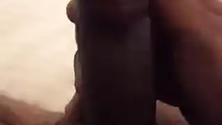 خيال شاب مثير: تصوير صديقته المفضلة تركبه في غرفة النوم