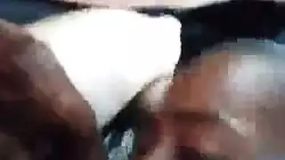 فتاة سوداء curves ضخمة تنضم لصناعة الأفلام الإباحية