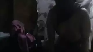 شريط نيك سري: بنات منقبات تأخذ قذف على الوجه