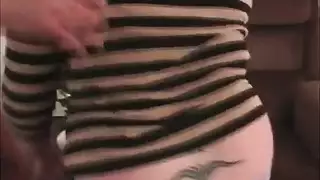 زوجة مثيرة تدهن بالزيت وتنكح بقوة من قبل زوجها